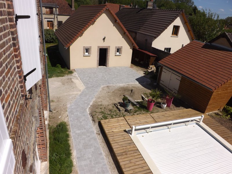 Allée pavée